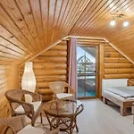 Ute Chalet